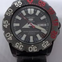  Seiko 5 Sports Mens Watch SNZF51 Baby Monster Day & Date Automatic 7S36-03D0, снимка 1 - Мъжки - 39004578