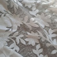 Нов бял шал на цветя, снимка 2 - Шалове - 41324883