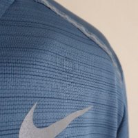 Nike Dri - Fit Stretch Mens Size L ОРИГИНАЛ! Мъжка Тениска!, снимка 3 - Тениски - 41386334