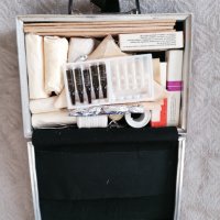 Ретро кожена аптечка, снимка 4 - Антикварни и старинни предмети - 40677416