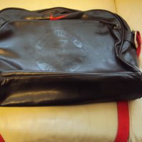 Чанта за през рамо от естествена кожа с логото на Манчестър, снимка 4 - Чанти - 34437436