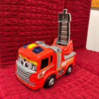 Dickie голяма пожарна със звук и светлина, снимка 6 - Коли, камиони, мотори, писти - 44280183