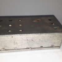 Стара електронна платка в метална кутия с дупки, снимка 5 - Друга електроника - 44841393