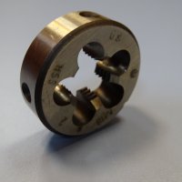 Плашка с метрична резба М18x2 mm HSS, снимка 4 - Други инструменти - 40776839