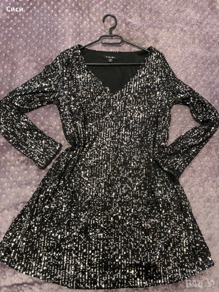 Черна паетена рокля, снимка 1