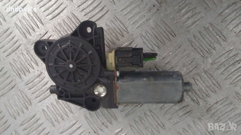 Моторче стъклоповдигач Mercedes C-Class W203 2004г.(задно ляво)	, снимка 1