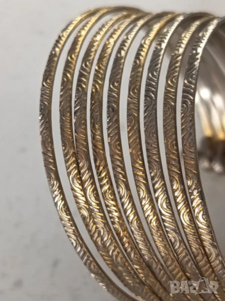 Гривна дамска десет секторна, снимка 1