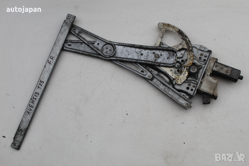 Преден десен електрически стъклоповдигач Тойота авенсис т25 Toyota avensis t25, снимка 1