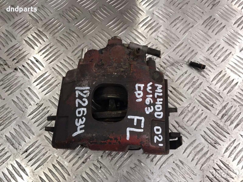 Преден ляв спирачен апарат Mercedes ML400,CDI,w163,2001г., снимка 1