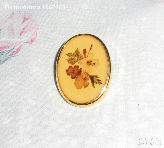 Винтидж брошка с цветя, снимка 1
