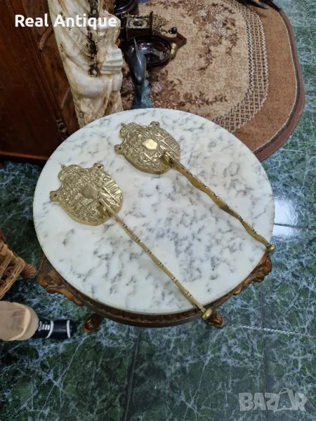 Чифт прекрасни антикварни английски стенни бронзови закачалки, снимка 1