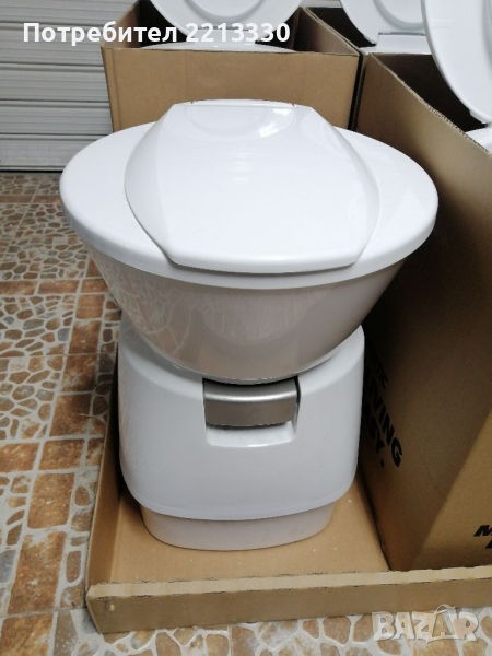 Тоалетна Dometic за кемпер каравана или бус , снимка 1