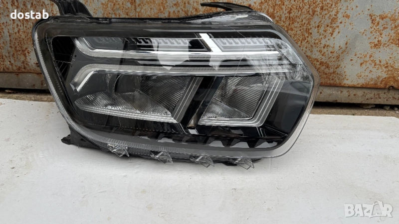 Фар за Dacia Duster , снимка 1
