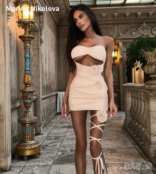 Рокля с рози, снимка 1