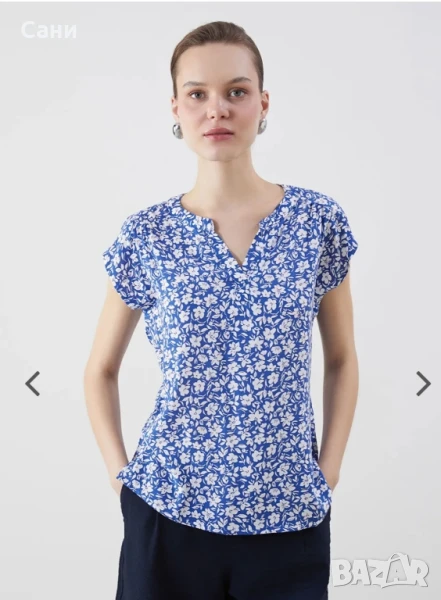 Блузка синя на бели цветя , снимка 1