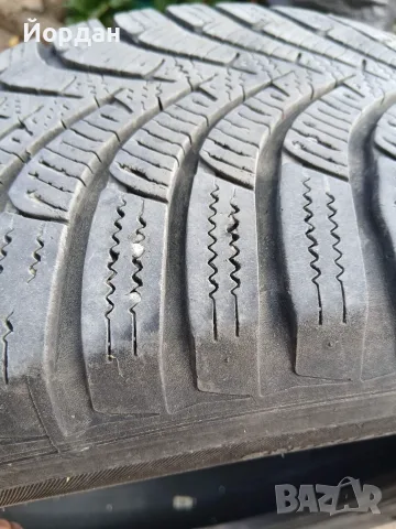 Продавам комплект зимни гуми HANKOOK, снимка 4 - Гуми и джанти - 56335649