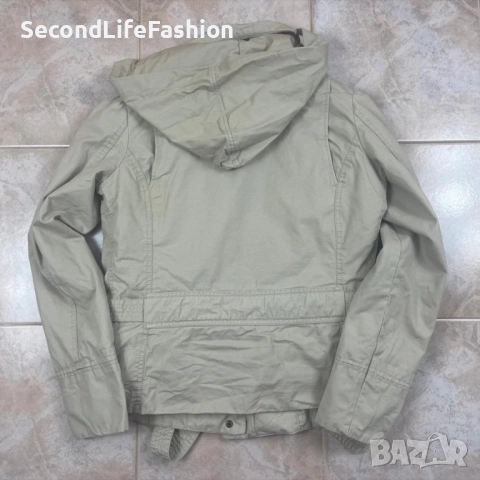 Яке Levi Strauss & Co, дамско, в стил милитари, с качулка, бродиран джоб, размер M, сиво Levi’s, снимка 7 - Якета - 52858606