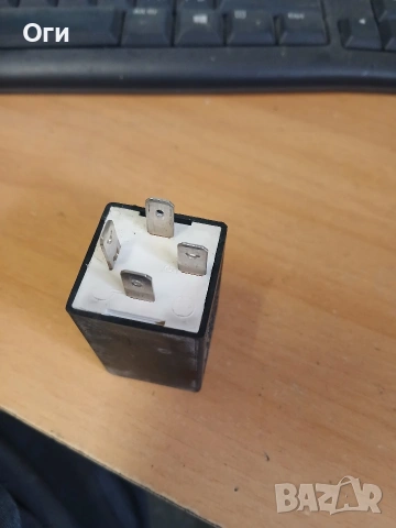 Реле за Фолксваген и Ауди 80 811 905 343 / 971,281 425 №57, снимка 2 - Части - 53871256