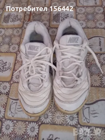 Маратонки NIKE 39н, снимка 2 - Маратонки - 48393677