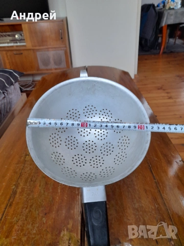 Стара алуминиева цедка,гевгир #11, снимка 4 - Други ценни предмети - 53191974