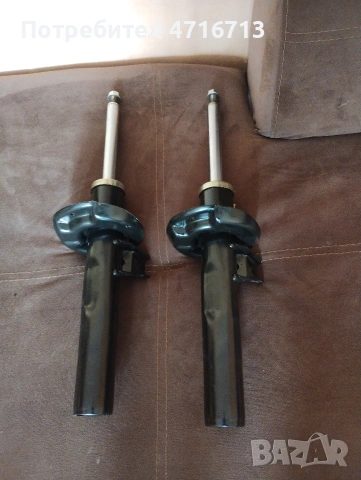 Амортисьори нови предни за Октавия Комби дизел 2 и 3