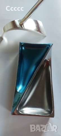 Пепелник  химикалка  и стойка за  нея от бял месинг , снимка 1