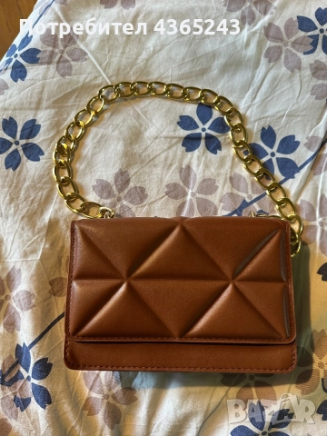 Малка дамска ежедневна чанта в кафяв цвят, НОВА!