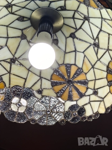 Абажур тип Тифани , снимка 5 - Лампи за таван - 52226313