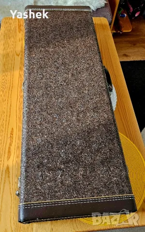 Fender Custom Shop Два оригинални куфара., снимка 13 - Китари - 48584163