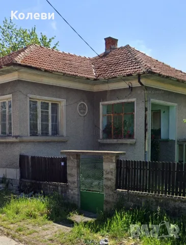 ​Продава се масивна къща с двор и допълнителни постройки в спокойна и живописна локация, снимка 3 - Къщи - 56074056
