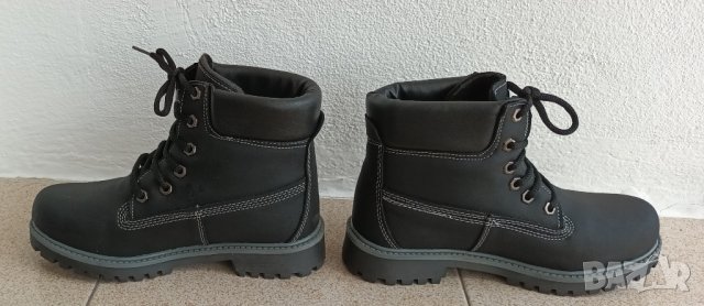 Дамски ортопедични боти с връзки и бели тигели за ефект., снимка 3 - Дамски боти - 41886528