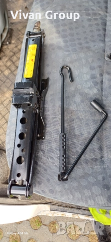 Оригинален авариен крик Land Rover & Jaguar F-Pace