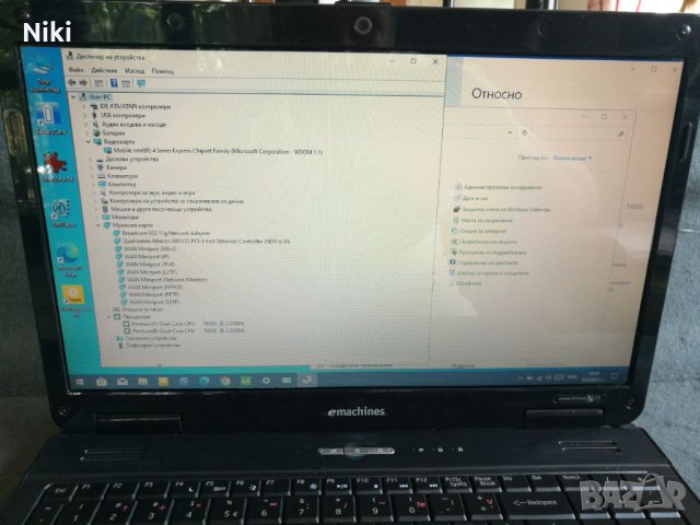 Продавам запазен лаптоп eMachines E525, 15 инча, снимка 3 - Лаптопи за дома - 41911056
