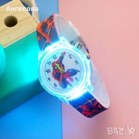 Детски светещ ръчен часовник Спайдърмен , снимка 1 - Детски - 35879687