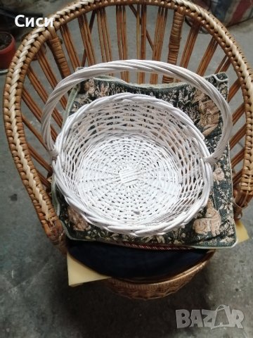 бяла плетена кошница, снимка 3 - Други - 42289431