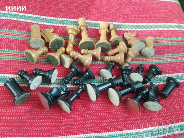 Бакелитови фигури за шах, снимка 3 - Шах и табла - 52535268