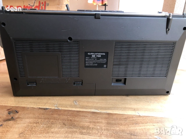 Grundig RR 700, снимка 6 - Радиокасетофони, транзистори - 53722440
