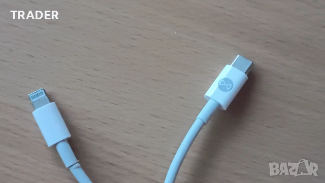 Кабел за данни и зареждане на Apple за iPhone с конектор USB-C към Lightning, дължина 1 м, снимка 2 - Аксесоари за Apple - 42871579