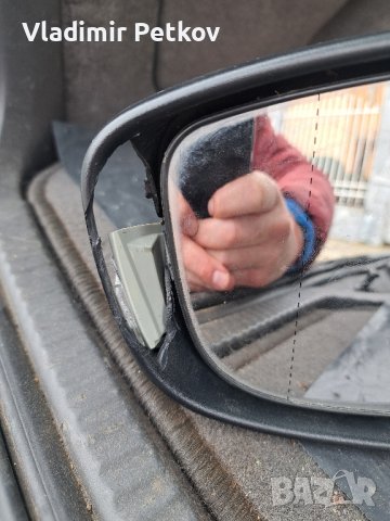 Продавам шофьорското огледало за Хюндай i30 март 2016 година,Оригинално!, снимка 3 - Части - 44230534