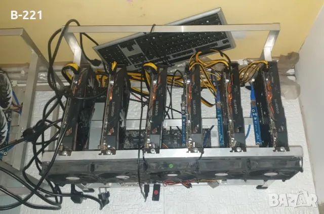 Продавам четири рига с по 6 карти RX570 8G и RX 580 8G, снимка 3 - Видеокарти - 50408833