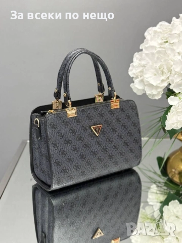 Guess Дамска Чанта - Налични Различни Цветове Код E867, снимка 9 - Чанти - 51752419