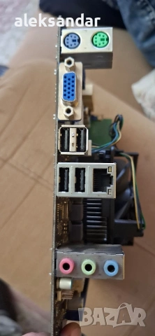 дъно 1155.micro.ATX със проц.и рам , снимка 2 - Дънни платки - 53583769