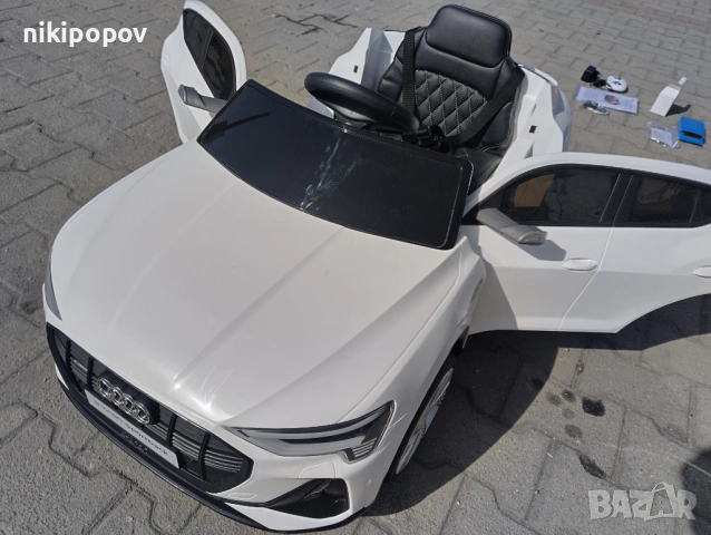 AUDI Акумулаторен джип Audi Sportback, снимка 2 - Детски велосипеди, триколки и коли - 53569220