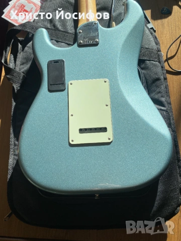 Китара - Fender Deluxe Roadhouse Stratocaster PF Mystic Blue, снимка 4 - Китари - 53055550