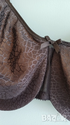 Черен сутиен Chantelle 85 F, снимка 9 - Бельо - 51854283