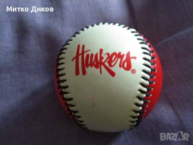 Huskers Nebraska baseball ball бейзболна топка отлична маркова, снимка 8 - Други спортове - 44809802