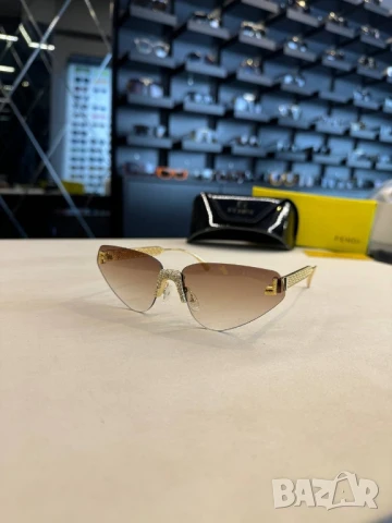 очила с калъф celine christian dior fendi miu miu , снимка 7 - Слънчеви и диоптрични очила - 50580429