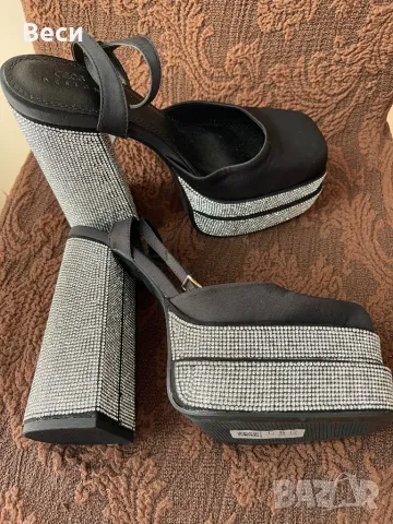 Обувки на платформа, снимка 3 - Дамски елегантни обувки - 48575697