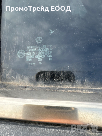 Задна дясна черна врата Мерцедес седан Mercedes W202 S202 sedan, снимка 3 - Части - 44601477