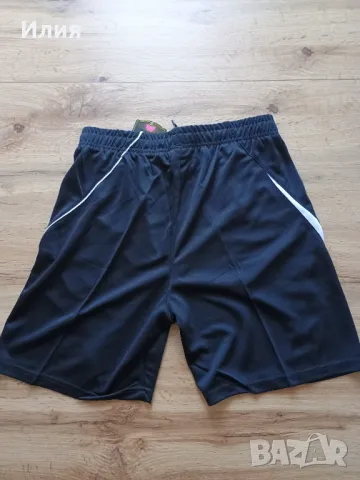 Butterfly шорти за тенис на маса ПРОМО, снимка 3 - Спортна екипировка - 47393411